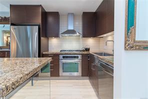 610-1400 Lynburne Pl — listing photo 17 of 33