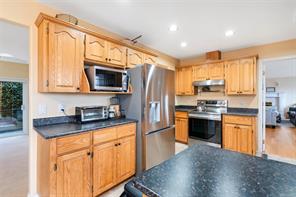 6111 Denali Dr — listing photo 13 of 59