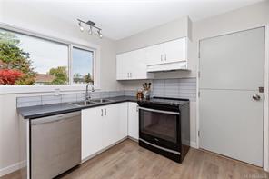 133 Hilchey Rd — listing photo 13 of 65