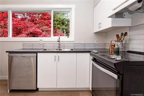 133 Hilchey Rd — listing photo 15 of 65