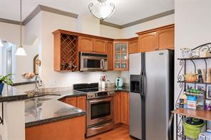 204-1620 McKenzie Ave — listing photo 13 of 39