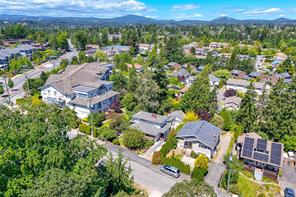 610 Kent Rd, Saanich