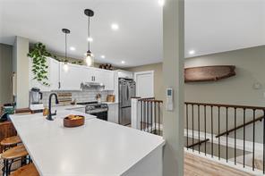 1518 Pacific Cres — listing photo 32 of 85