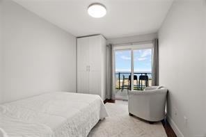 8750 Pender Park Dr — listing photo 25 of 49