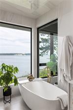 8425 Lochside Dr — listing photo 38 of 50