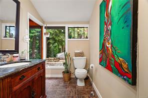 8595 Glenview Rd — listing photo 25 of 48