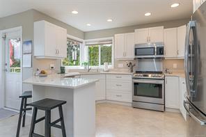 421 Walker Ave — listing photo 24 of 68
