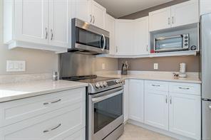 421 Walker Ave — listing photo 29 of 68