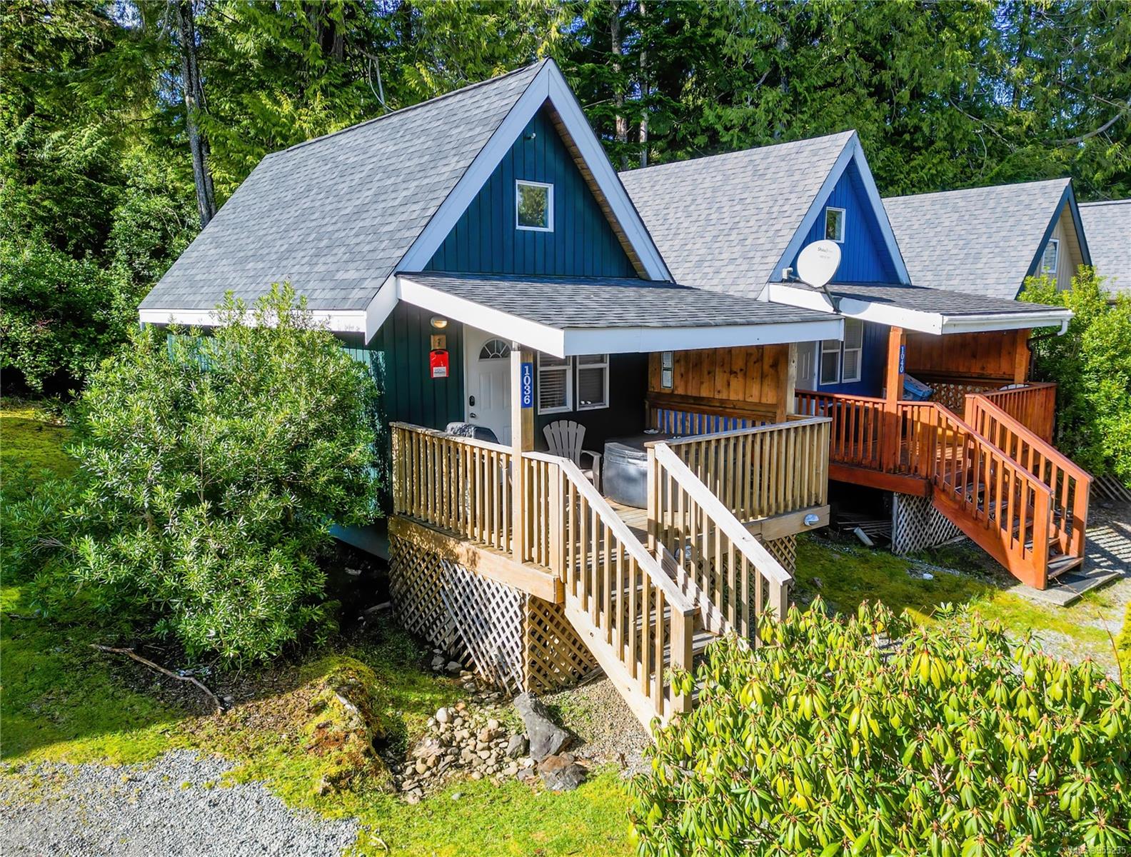 $474,000 - 1036 Tyee Terr<br>Ucluelet, British Columbia, V0R 3A0