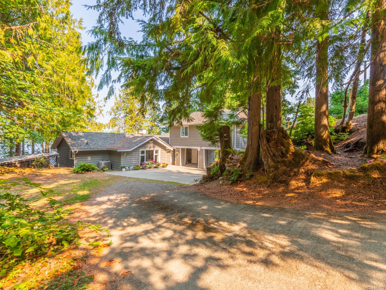 $1,899,900 - 9195 Faber Rd<br>Port Alberni, British Columbia, V9Y 9C3