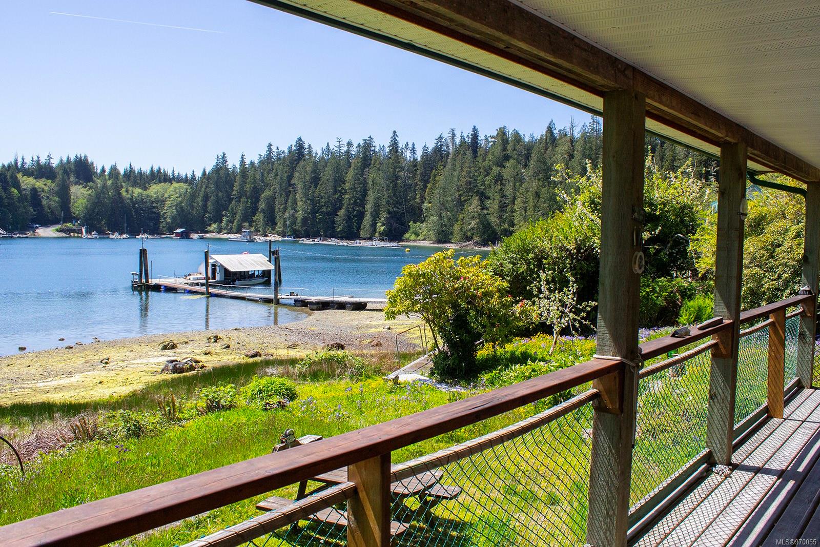 $797,000 - 326 Grappler Inlet<br>Bamfield, British Columbia, V0R 1B0