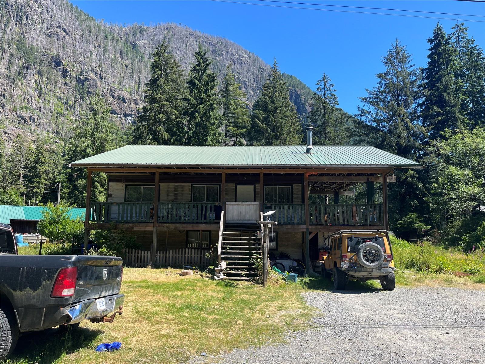 $200,000 - 619 Keno Cres<br>British Columbia, V0P 2A0