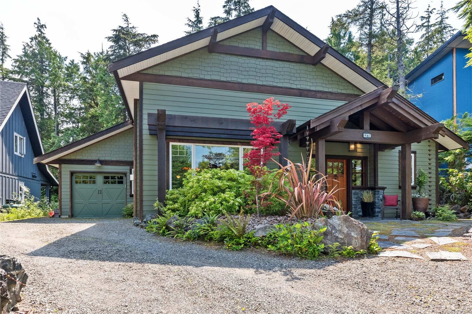 $948,500 - 1370 Edwards Pl<br>Ucluelet, British Columbia, V0R 3A0