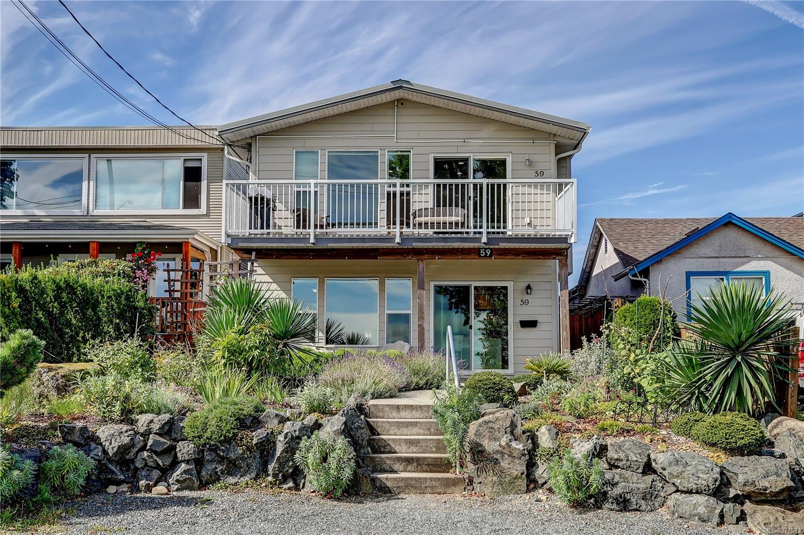 59 Howard Ave, (Na Old City) Nanaimo British Columbia, V9R 3P9 $995,000