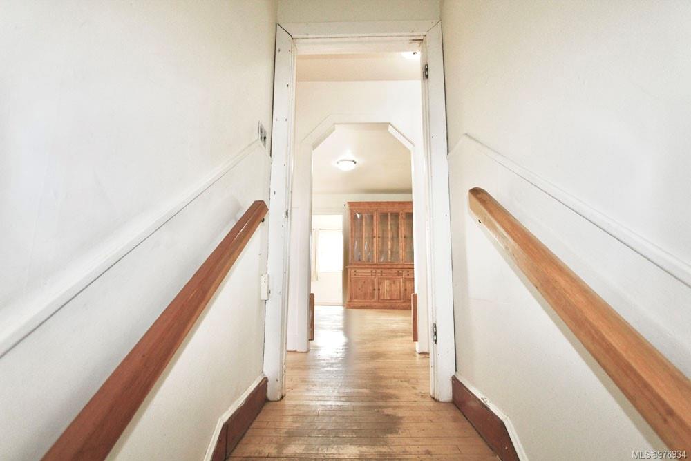 $550,000 - 1880 Harrison Ave<br>British Columbia, V0T 1M0