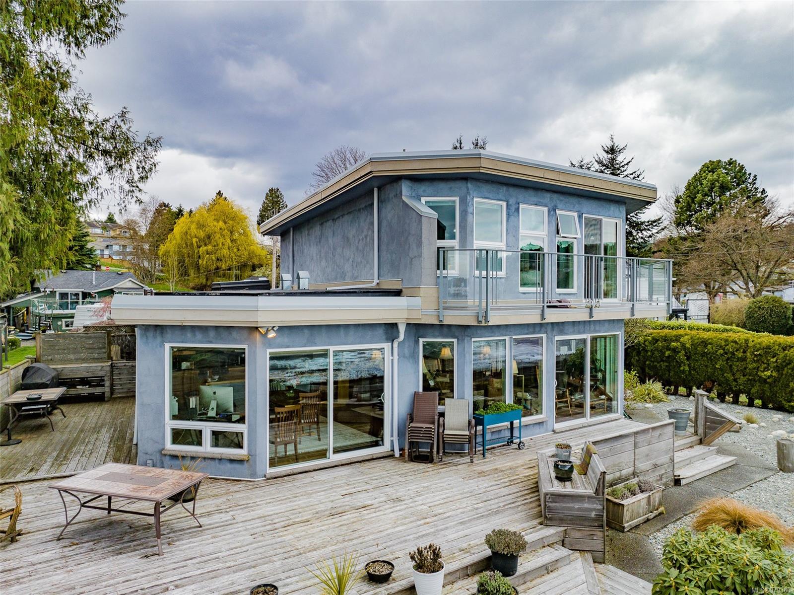 1300 Seaview Pl, (Na Departure Bay) Nanaimo British Columbia, V9S 5K9 $1,499,900