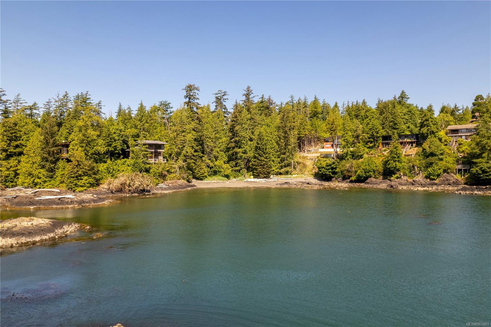 $2,298,000 - 388 Marine Dr<br>Ucluelet, British Columbia, V0R 3A0