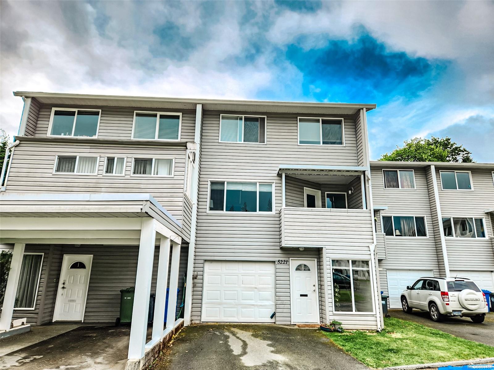 $357,000 - 5221 Gertrude St<br>Port Alberni, British Columbia, V9Y 6L1