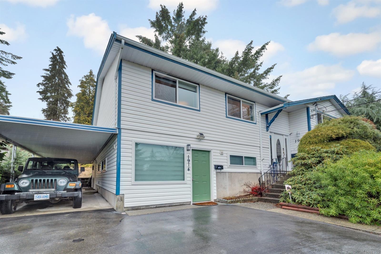 $799,000 - 1914 Meredith Rd<br>British Columbia, V9S 2M7