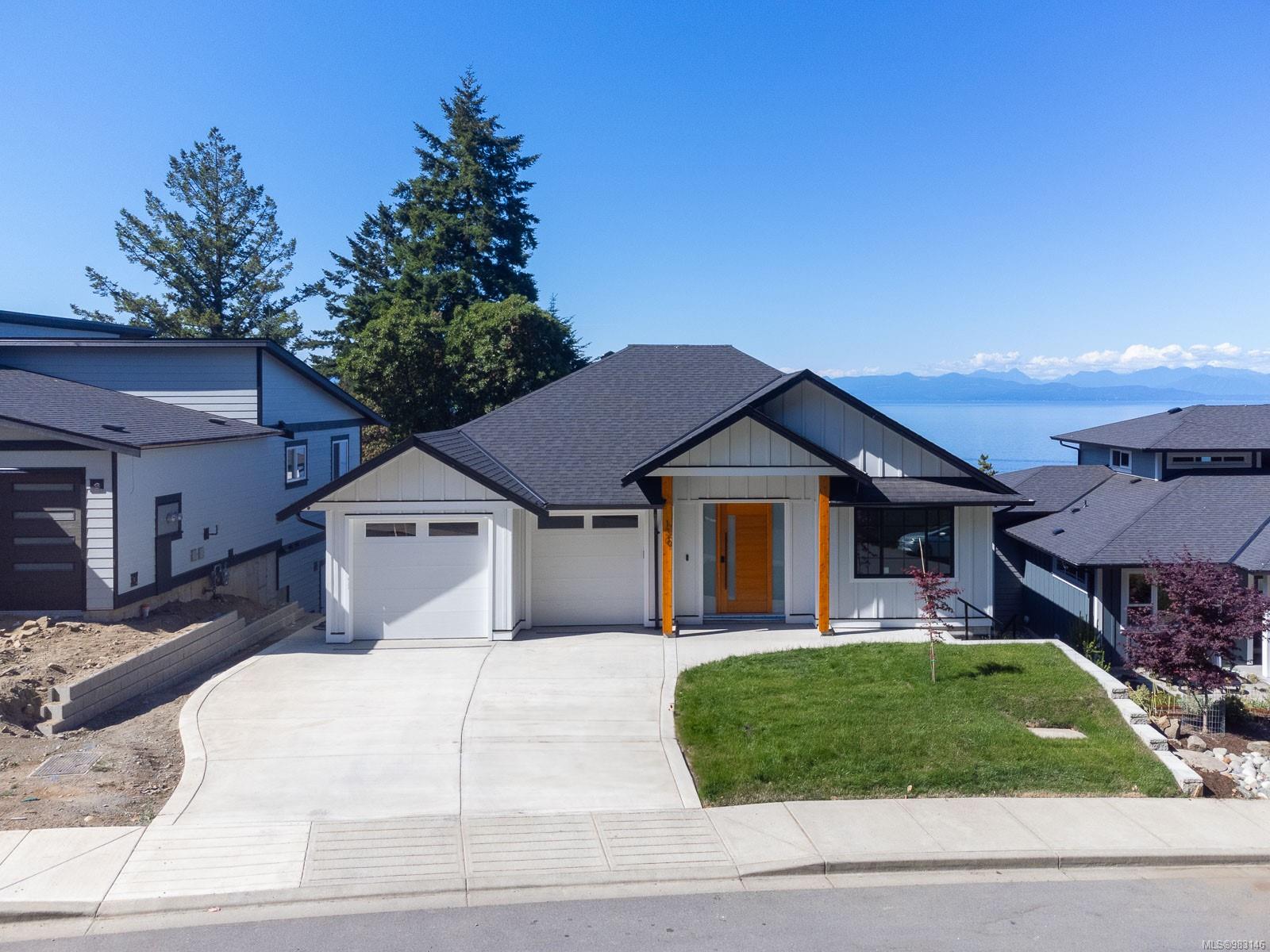 $1,799,999 - 120 Hawk Point Rd<br>British Columbia, V9T 5W2