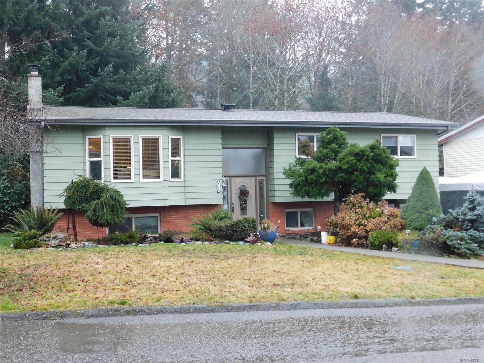 4094 Clegg Cres, (PA Port Alberni) Port Alberni British Columbia, V9Y 7X5 $689,000