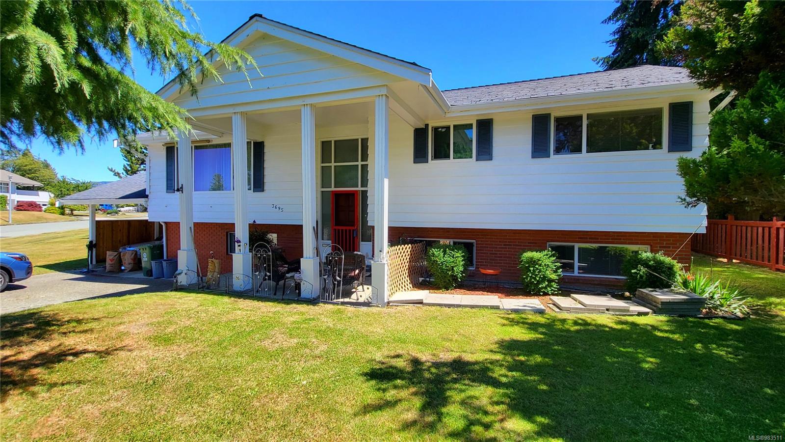 3695 ESTEVAN Dr, (PA Port Alberni) Port Alberni British Columbia, V9Y 5H1 $677,000