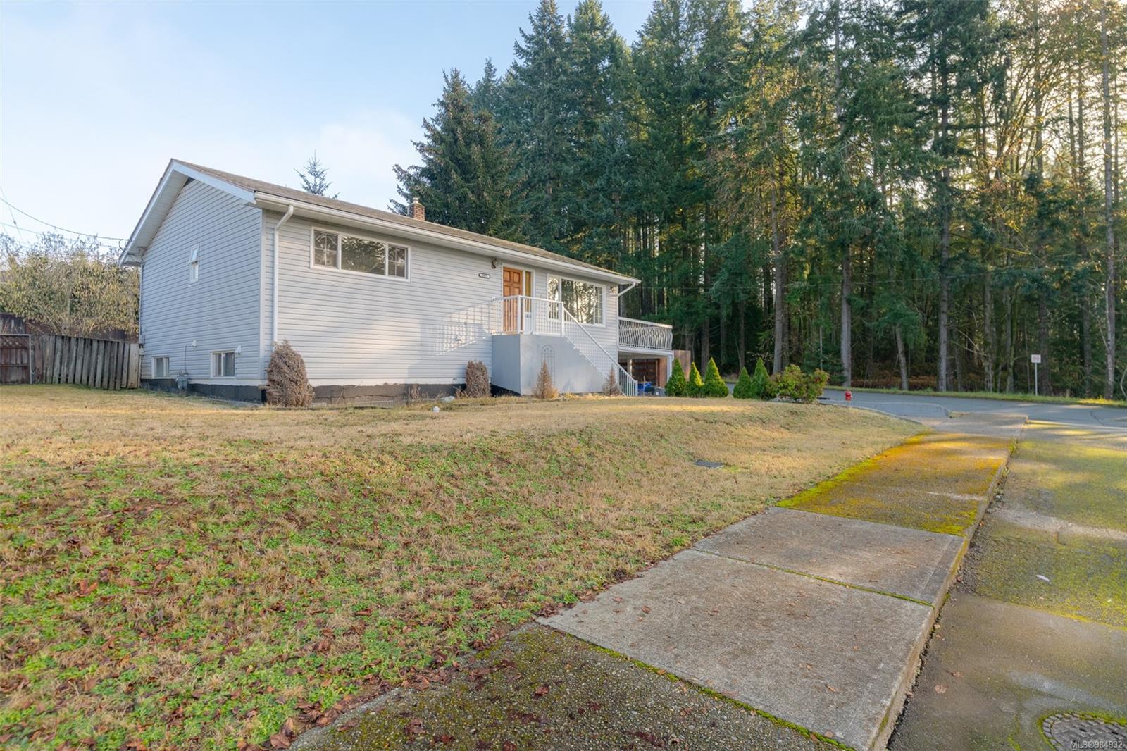 2407 5th Ave, (PA Port Alberni) Port Alberni British Columbia, V9Y 2G6 $469,000