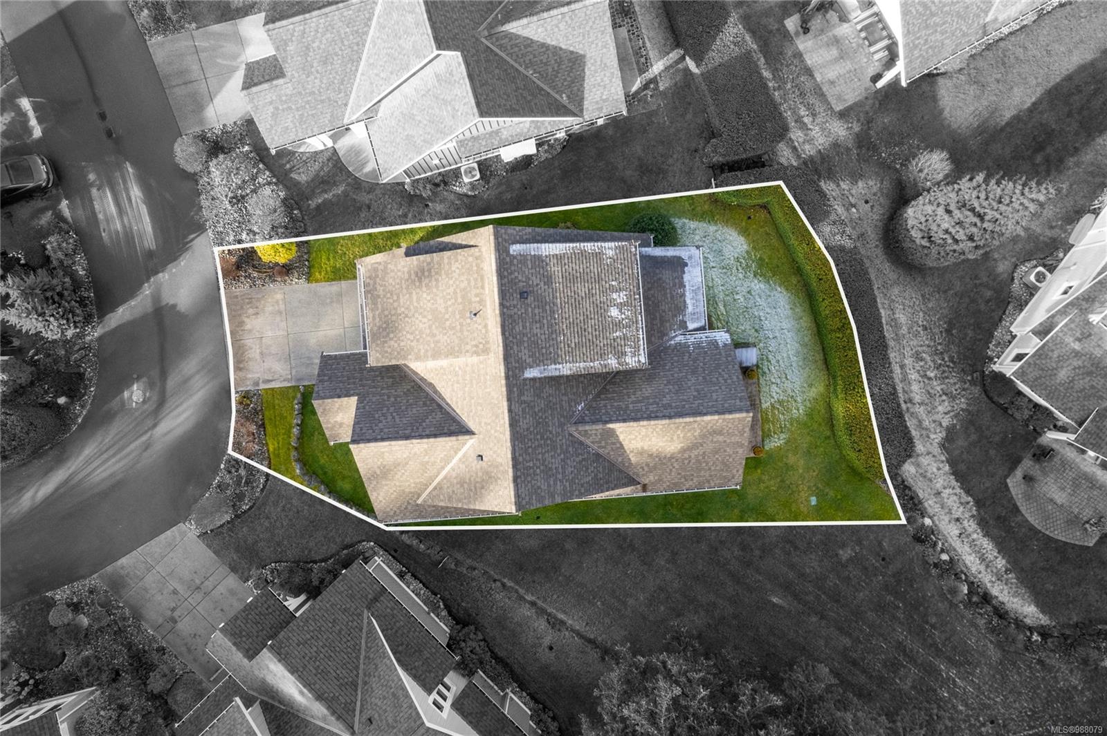$880,000 - 5251 Island Hwy<br>British Columbia, V9K 2C1