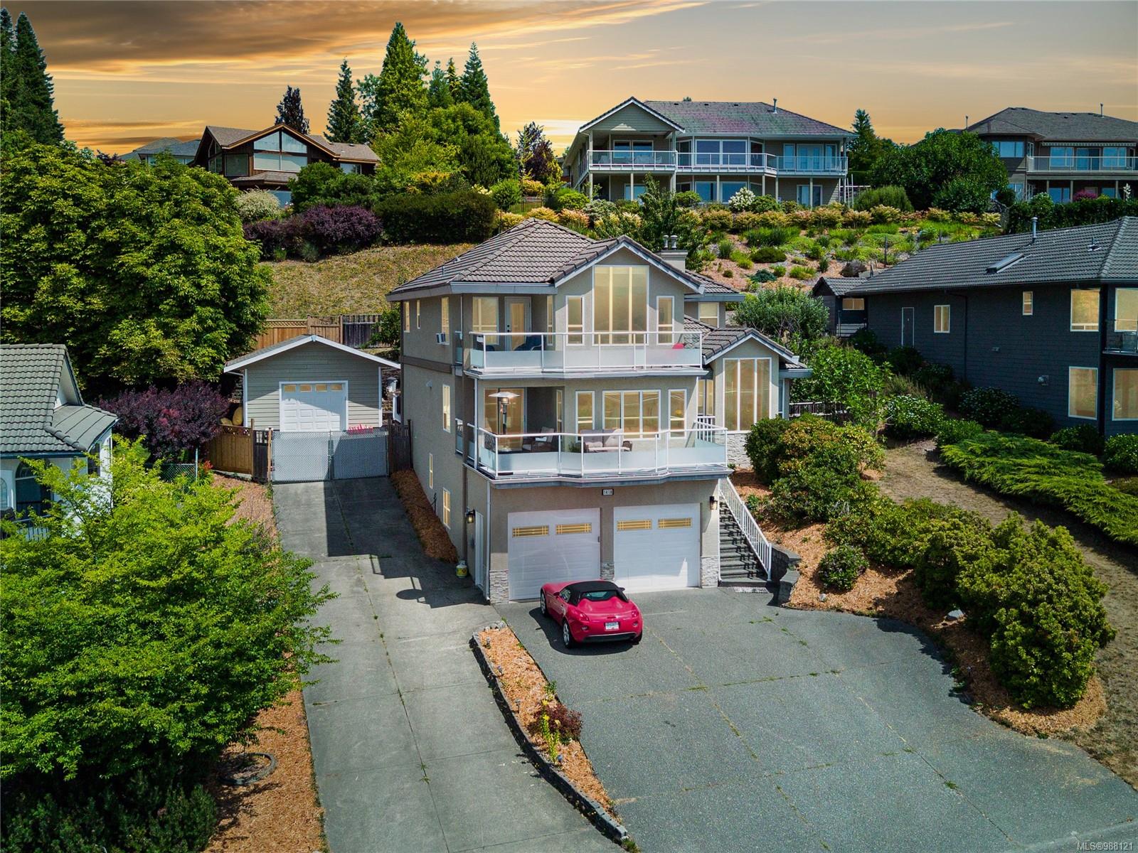 $1,199,998 - 1418 Valley View Dr<br>British Columbia, V9N 8T3