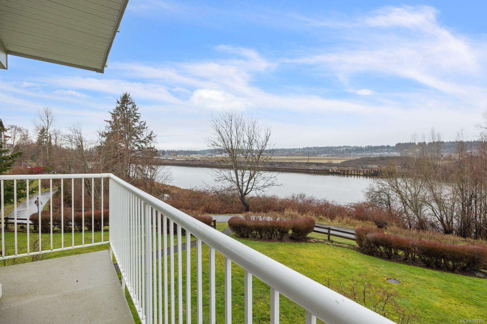 $489,900 - 111 20th St<br>British Columbia, V9N 8B1