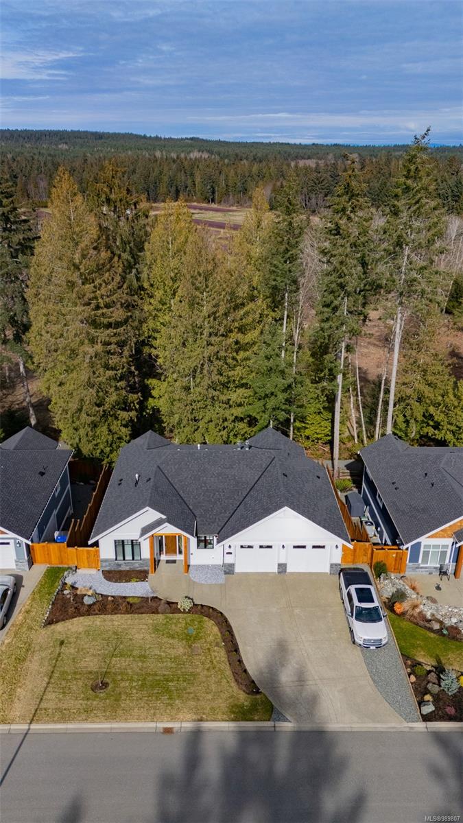 $1,499,888 - 3220 Klanawa Cres<br>British Columbia, V9N 8L5