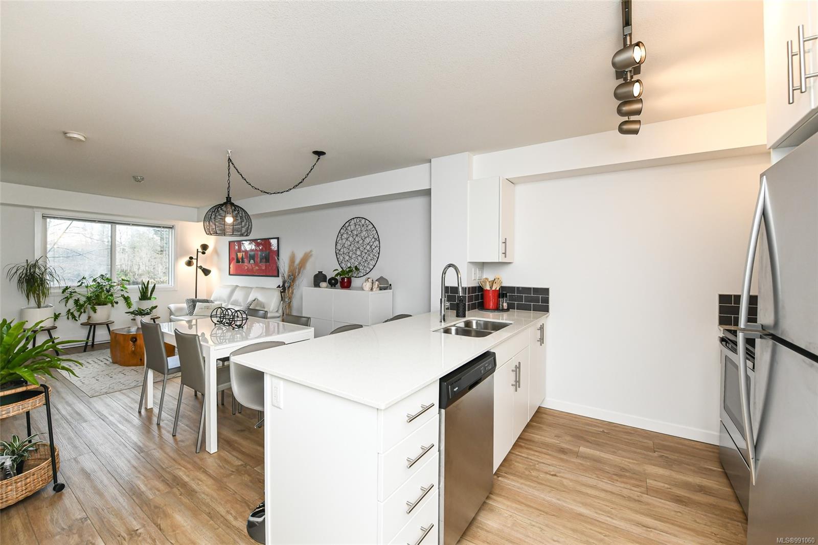 $414,900 - 1944 Riverside Lane<br>British Columbia, V9N 0E5