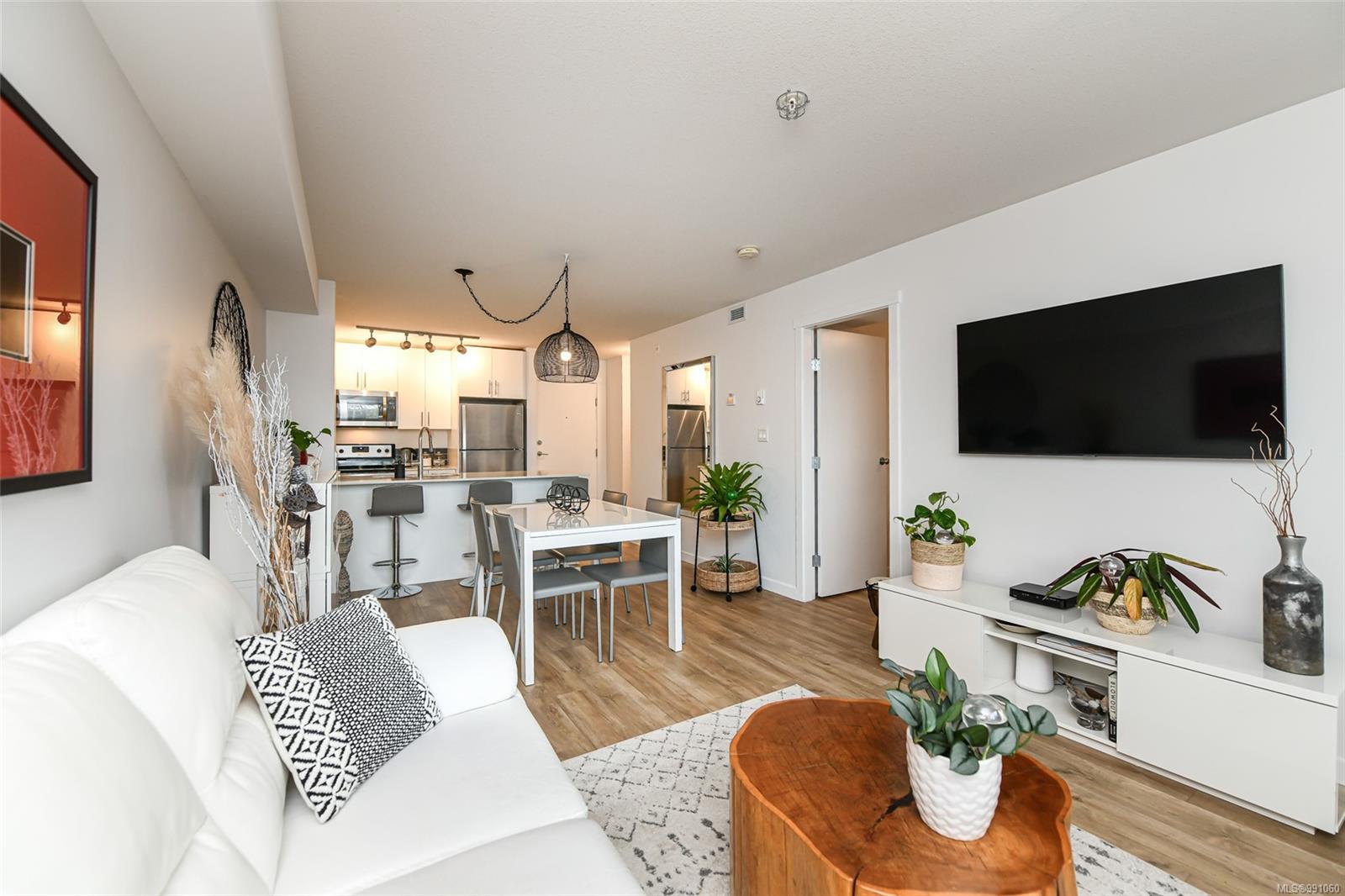 $414,900 - 1944 Riverside Lane<br>British Columbia, V9N 0E5