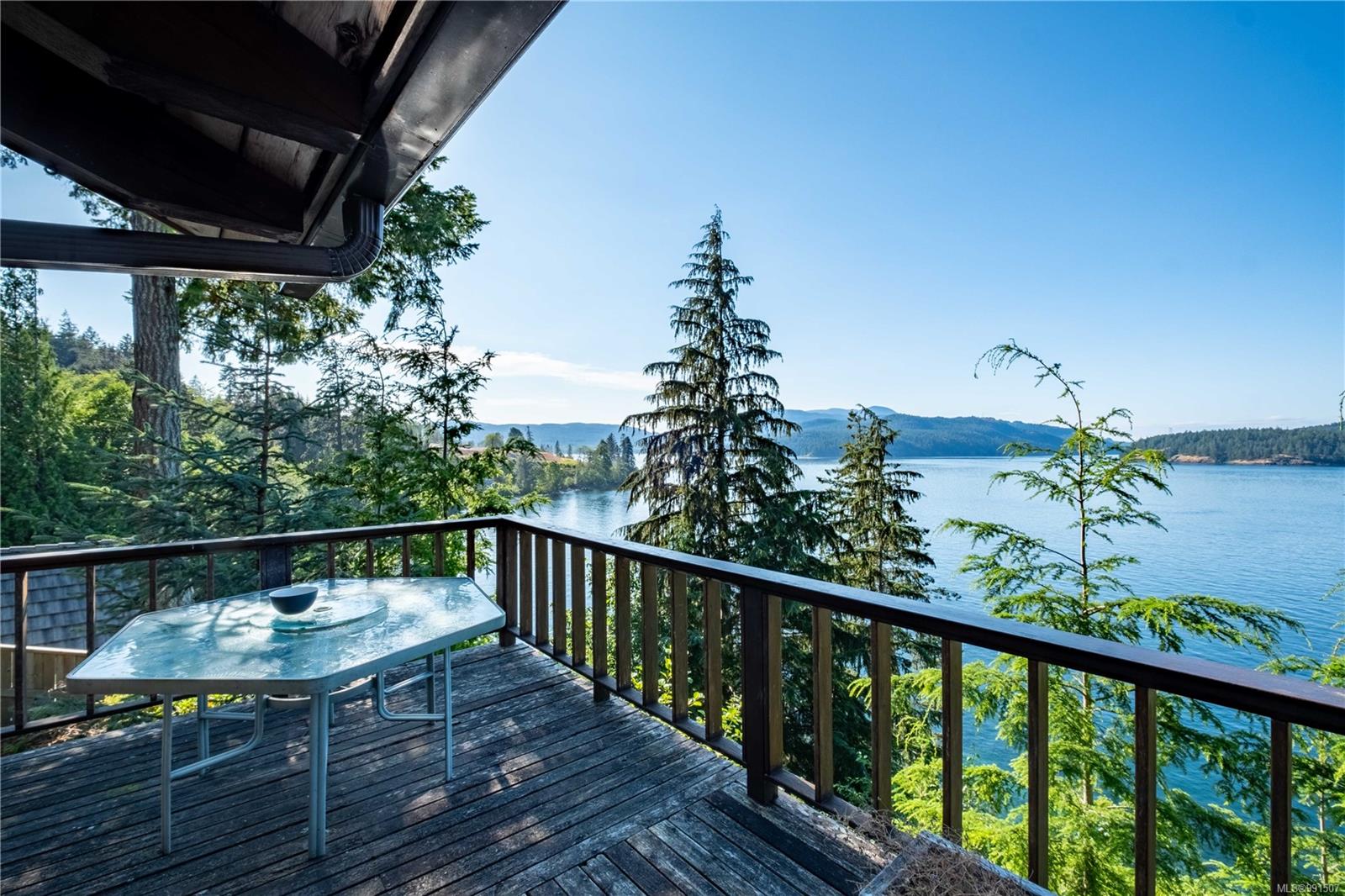 $1,495,000 - 5952 Race Point Rd<br>British Columbia, V9H 1N7