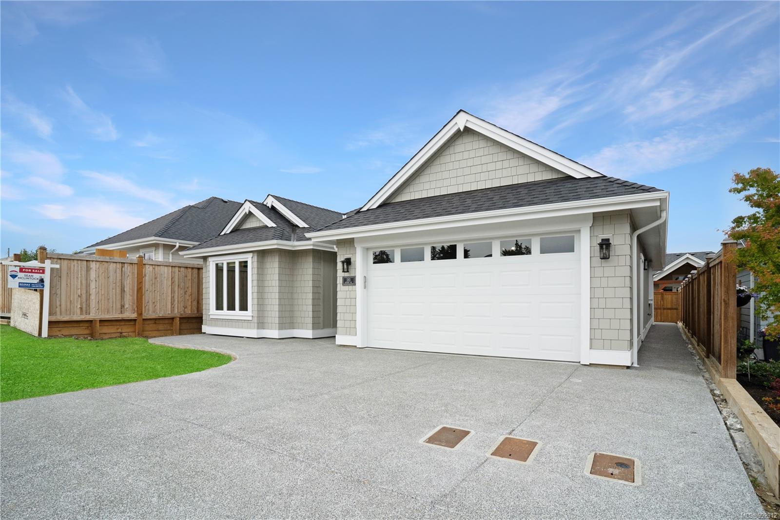 $1,099,000 - 600 Rainbow Way<br>British Columbia, V9P 1H3