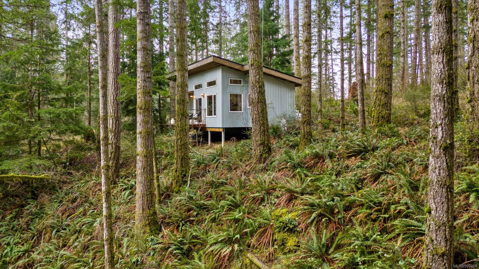 $1,195,000 - 936 Gowlland Harbour Rd<br>British Columbia, V0P 0A7