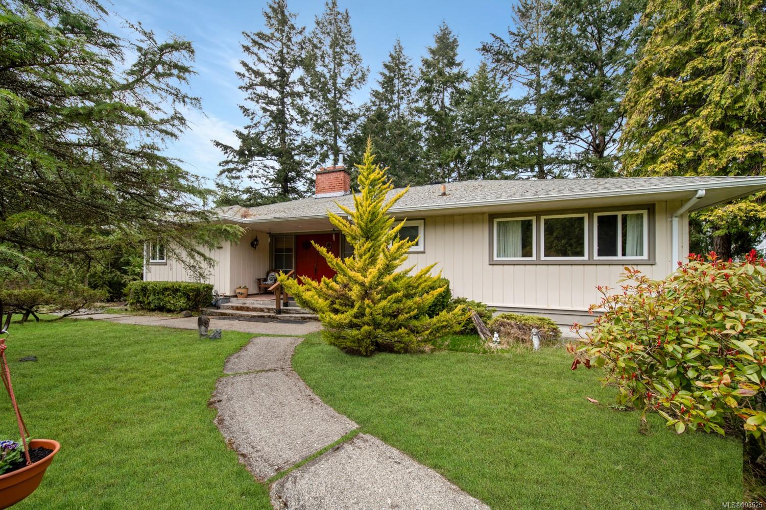 $925,000 - 431 Hall Rd<br>British Columbia, V9K 1B4