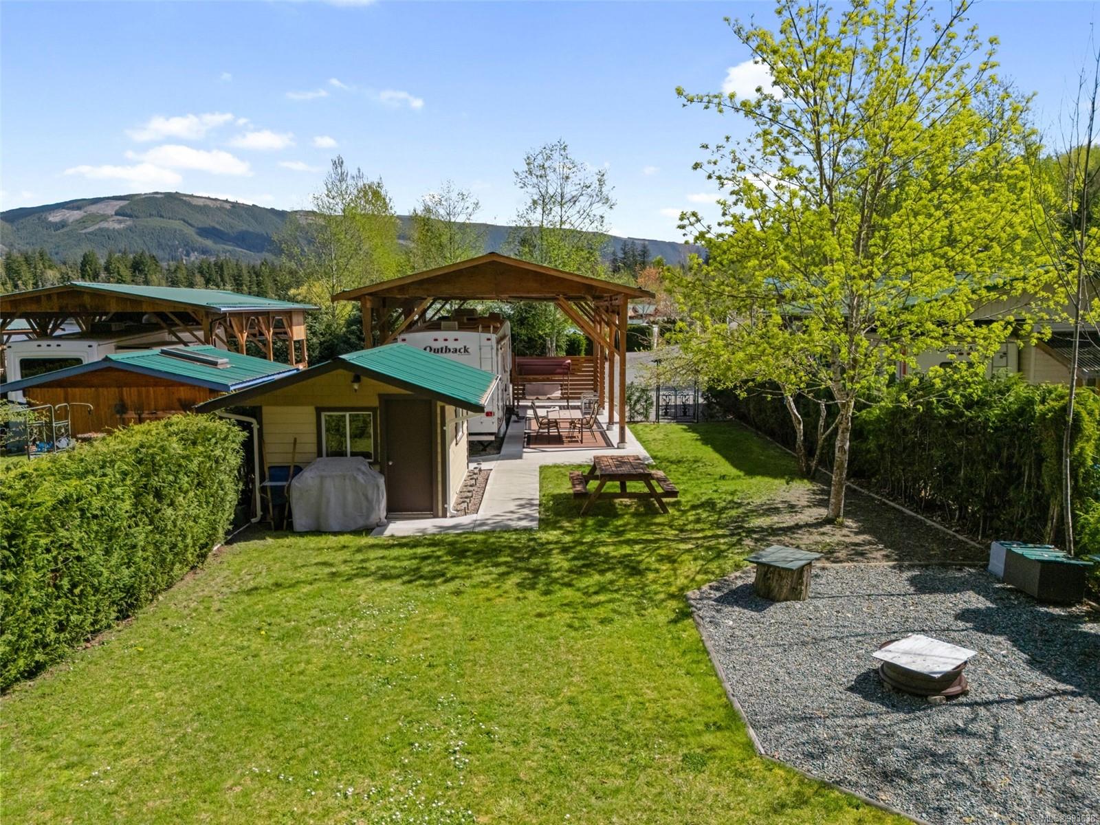 $259,900 - 8631 South Shore Rd<br>British Columbia, V0R 2G0