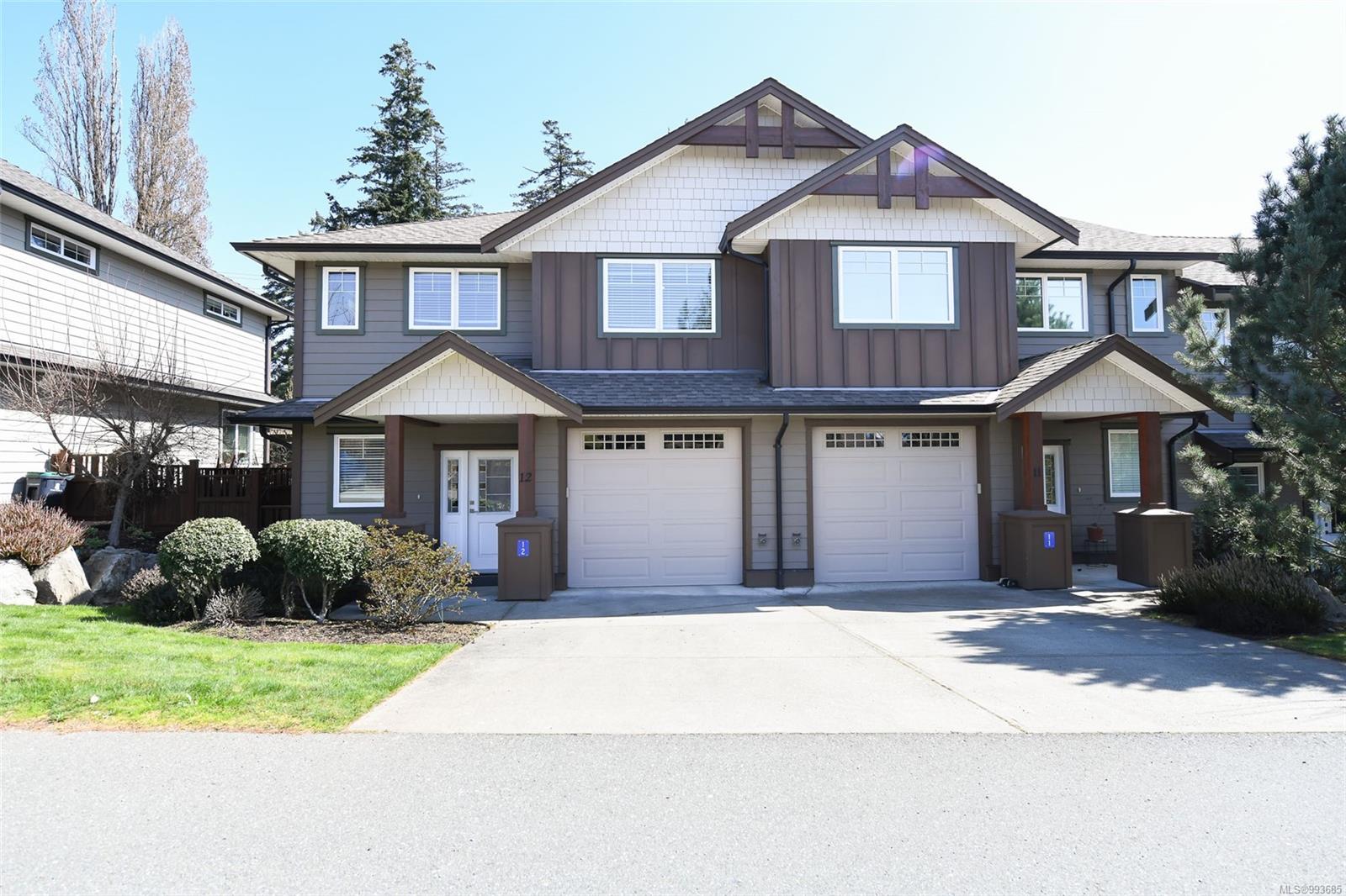 $735,000 - 2030 Wallace Ave<br>British Columbia, V9M 1X3