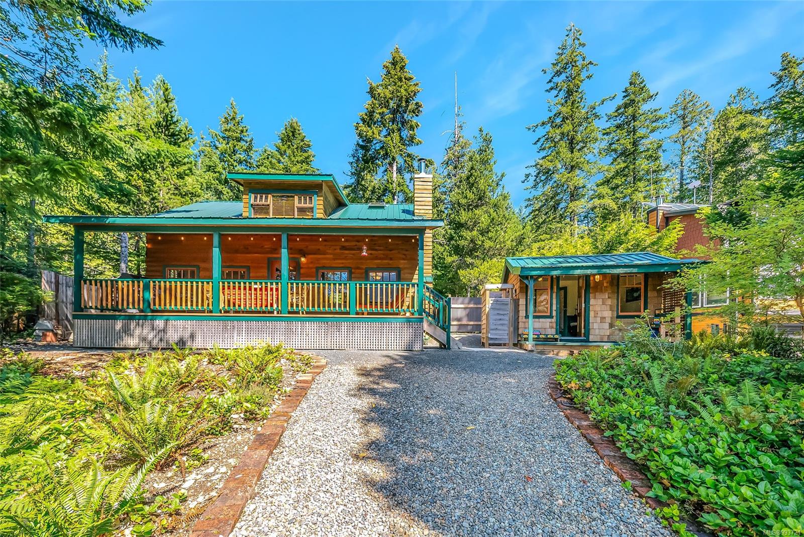 $1,225,000 - 3052 Bay Rd<br>British Columbia, V9K 2L7