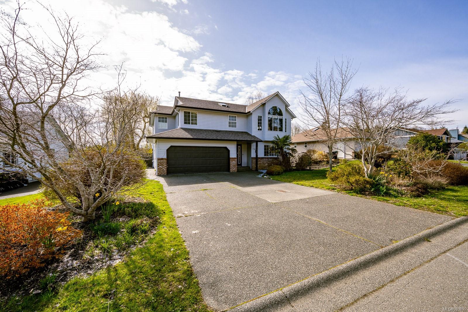 $979,000 - 1595 Mallard Dr<br>British Columbia, V9N 8L8
