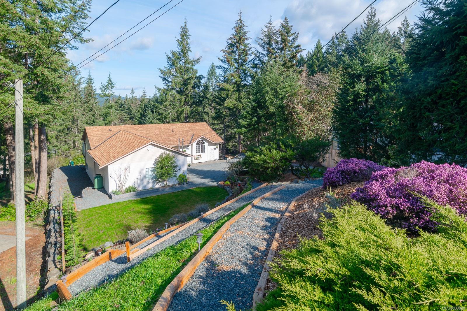 $859,900 - 6499 Burnett Pl<br>British Columbia, V9L 5R8
