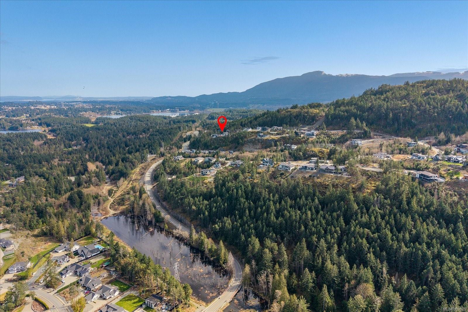 $599,000 - 5055 Broad Ridge Pl<br>British Columbia, V0R 2H0