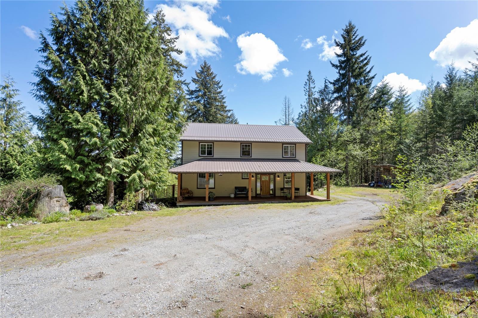 $1,399,900 - 2500 Myles Lake Rd<br>British Columbia, V9X 1E7