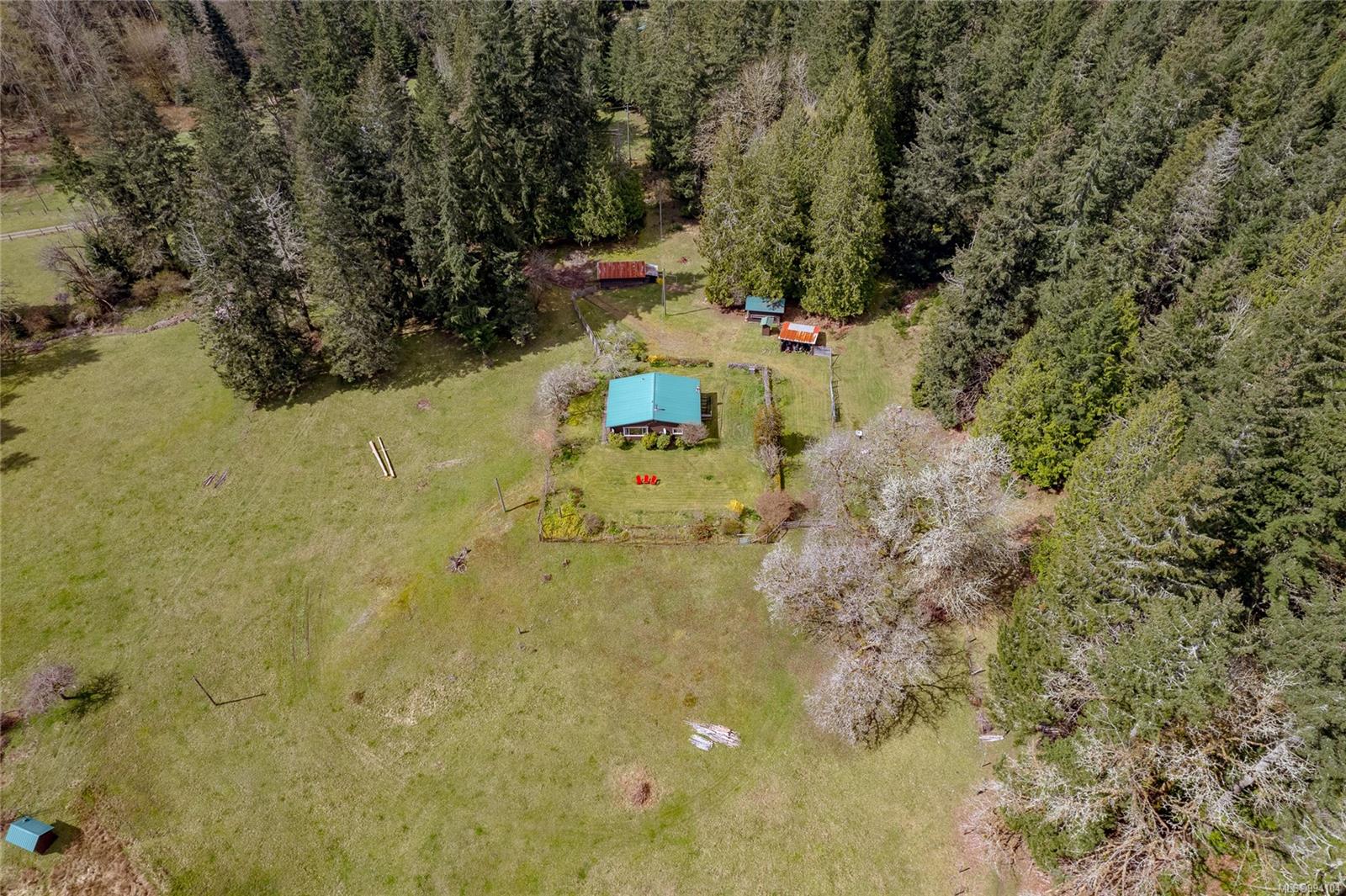 $2,149,000 - 6633 Hillcrest Rd<br>British Columbia, V9L 6K4