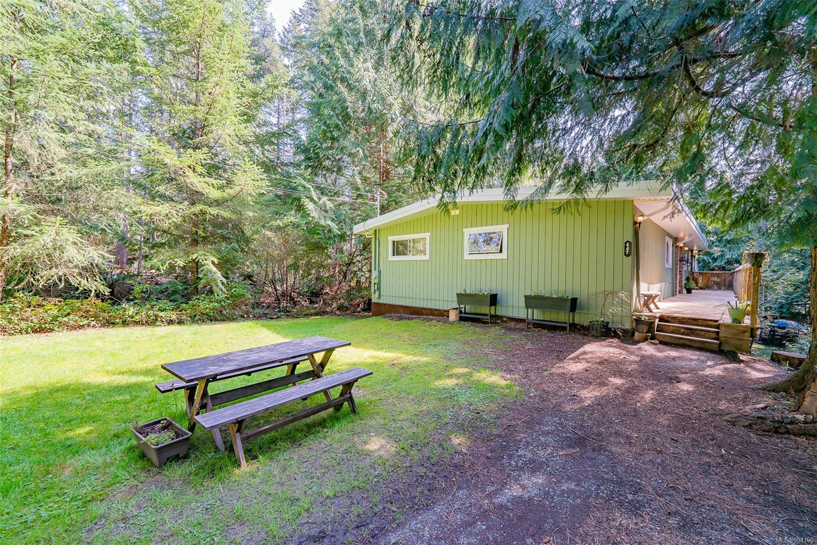 $689,900 - 447 Berg Rd<br>British Columbia, V0R 1X2