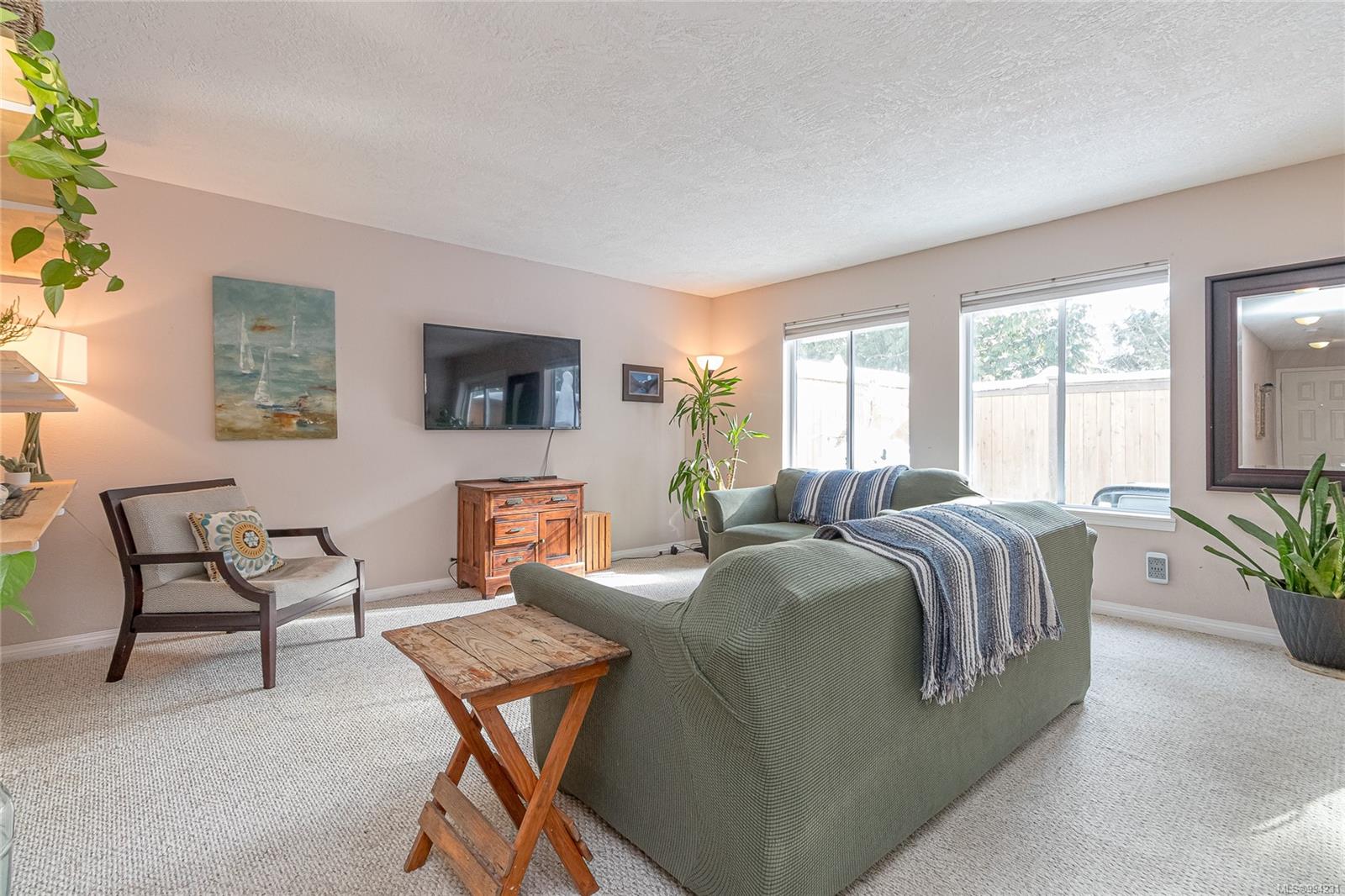 $465,000 - 711 Malone Rd<br>British Columbia, V9G 1S4
