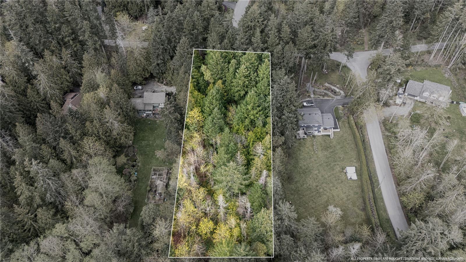 $899,000 - 1309 Hillgrove Rd<br>British Columbia, V8L 5K8