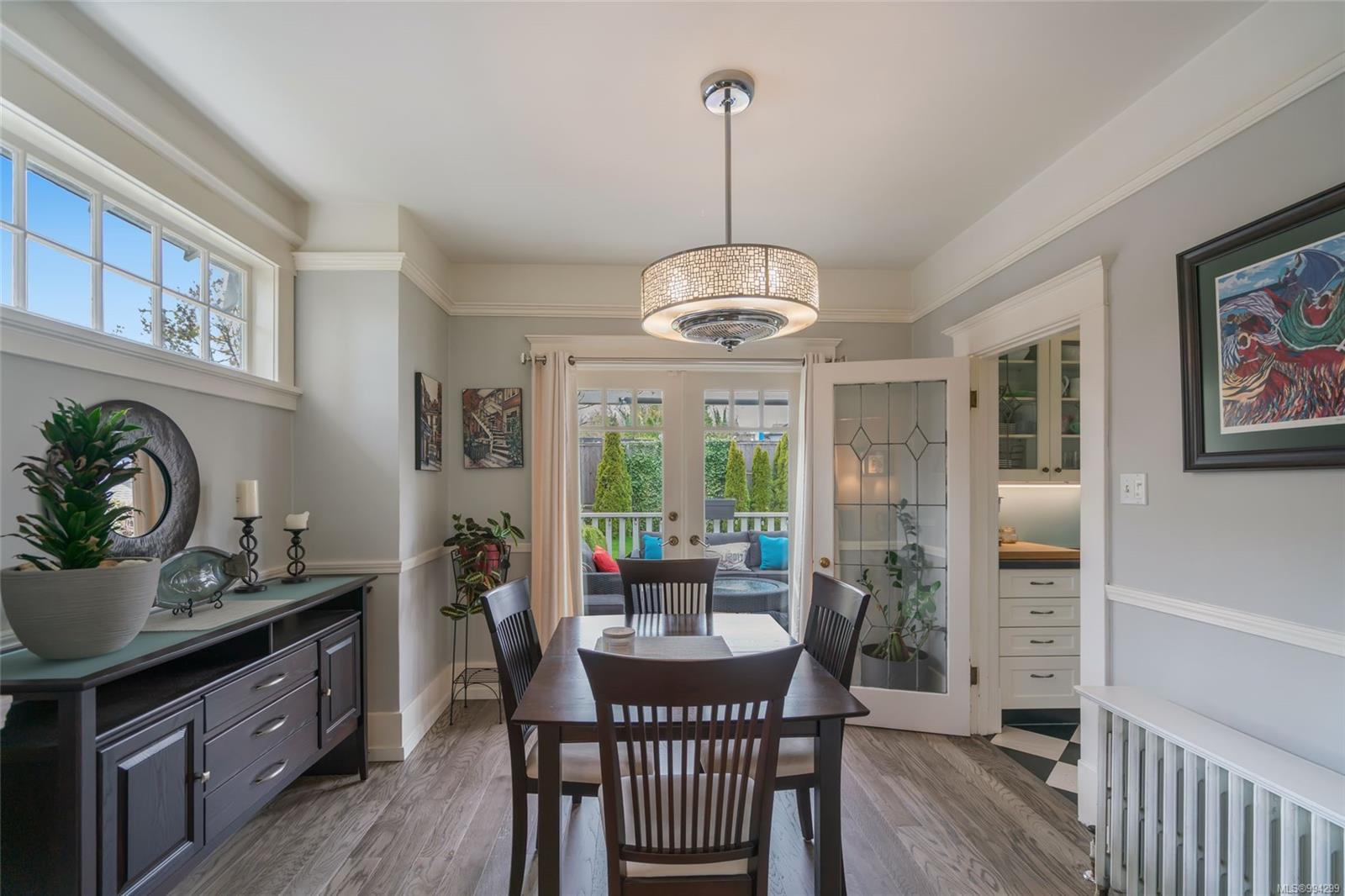 $774,900 - 245 Vancouver Ave<br>British Columbia, V9S 4E9