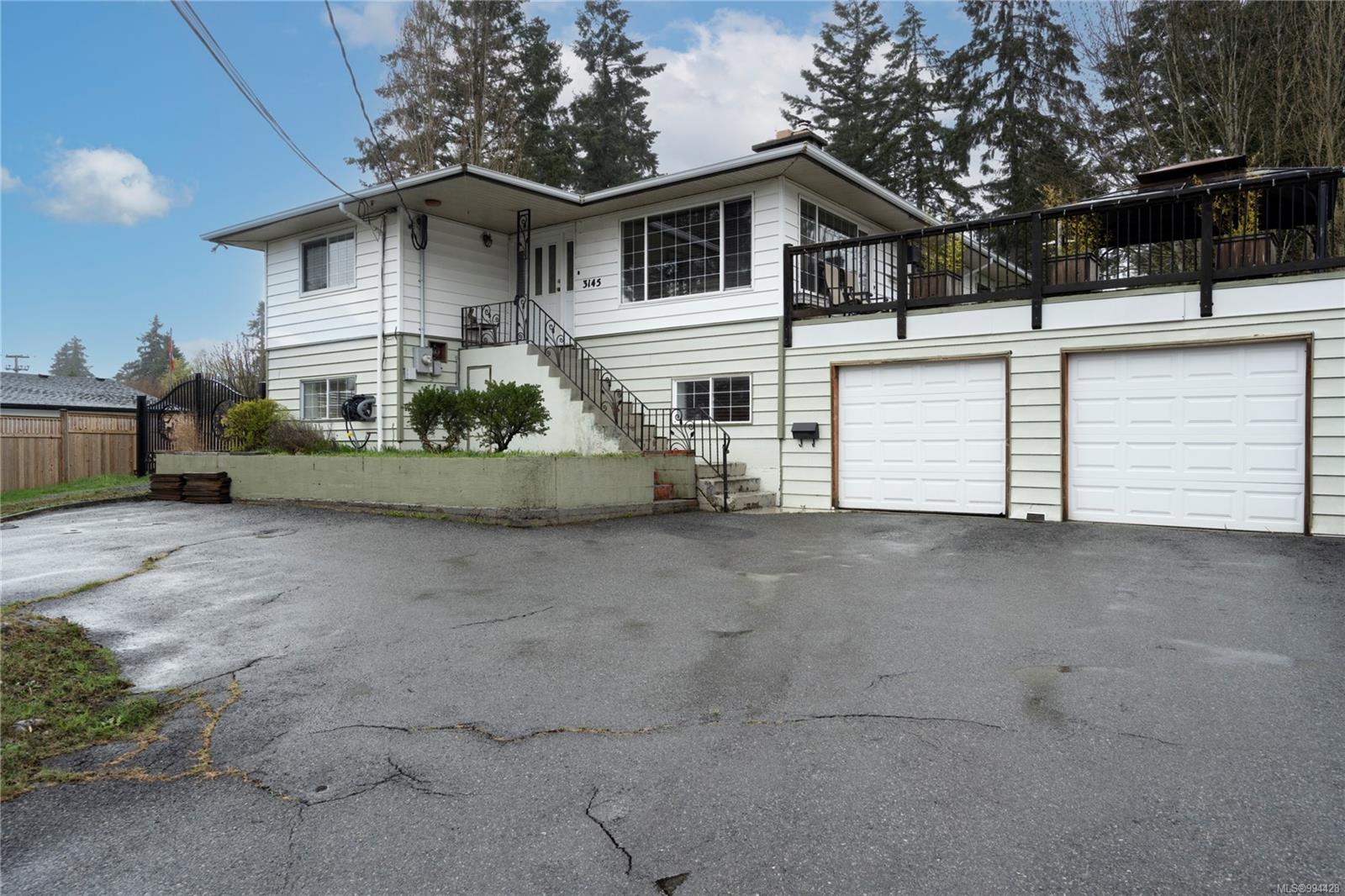 $899,900 - 3145 Adby Rd<br>British Columbia, V9T 2W3